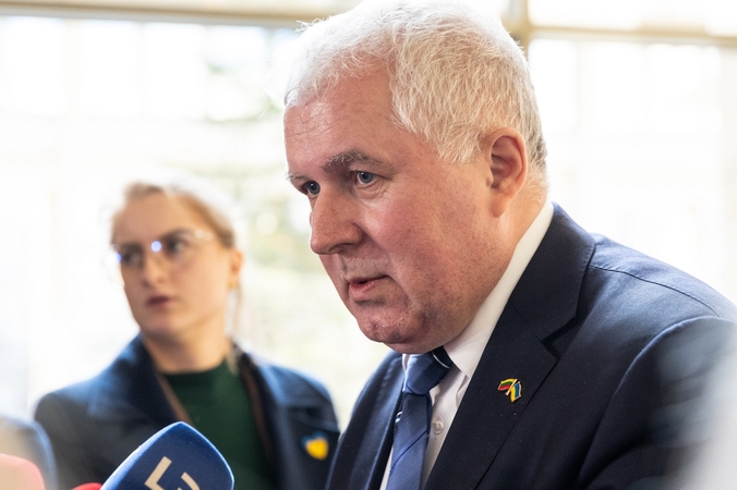Per lengvatas A. Anušauskas tikisi 3 metais sutrumpinti karinės infrastruktūros įrengimą
