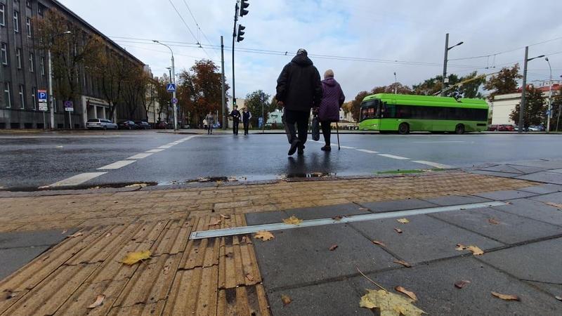 Vos praėjusiais metais prie pėsčiųjų perėjos įrengta naujovė – jau neveikia