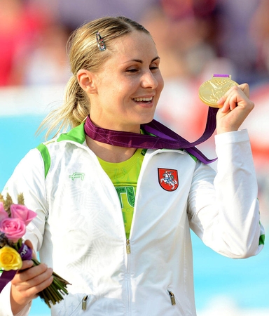 Laura Asadauskaitė–Zadneprovskienė