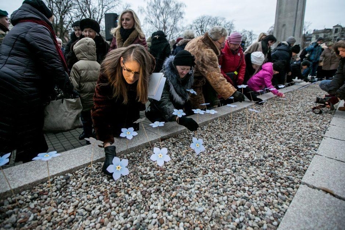 Kauniečius vėl kviečia dalyvauti akcijoje „Neužmirštuolių pieva“
