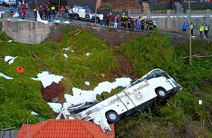 Madeiroje per autobuso avariją žuvo 29 vokiečių turistai