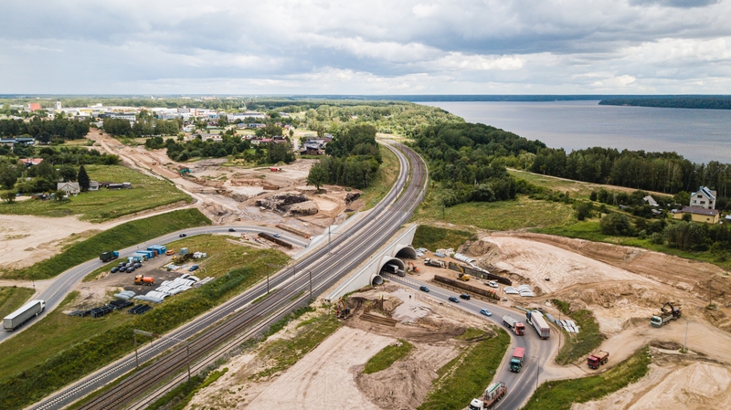 Pietrytinio aplinkkelio statyba: ties Amaliais ryškėja naujo kelio ir viadukų kontūrai