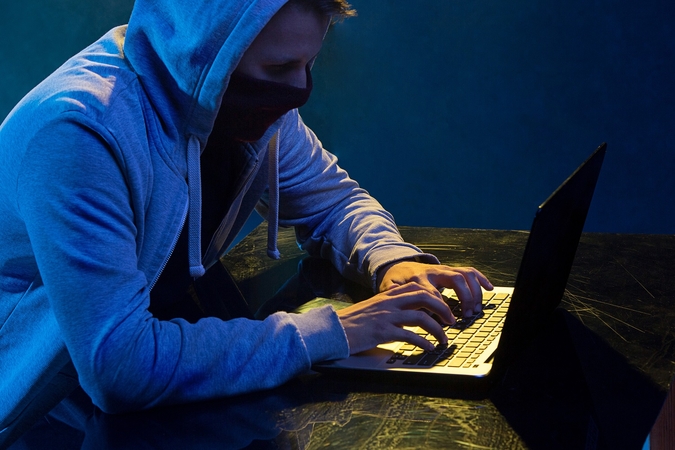 Rusijos programišiai atakavo Lietuvos institucijas: strigo paslaugos, verslo veikla