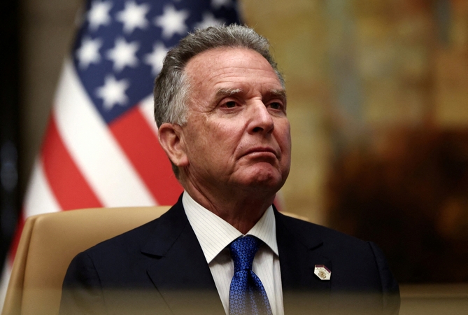 Trumpo pasiuntinys kitą savaitę vyks į Artimuosius Rytus aptarti Gazos taikos susitarimą