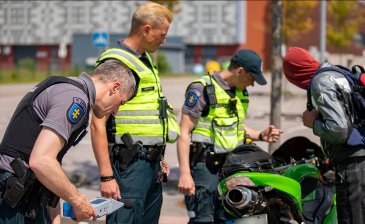 Vilniaus valdžia spjauna į gyventojų skundus – dėl motociklų keliamo triukšmo siūlo kreiptis kitur