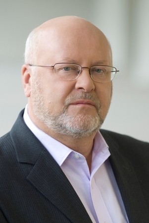 Dr. Gediminas Navaitis
