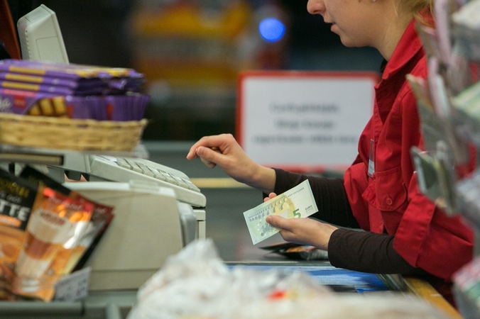 Premjerė: valstybė gali paveikti energetikos kainas, tačiau maisto kainų – ne