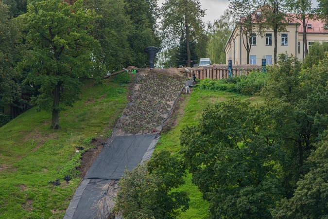 Aleksoto kalno papėdėje ryškėja naujas piešinys