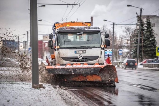 Kelininkai: net pabarstytos ir išvalytos gatvės negarantuoja gerų vairavimo sąlygų