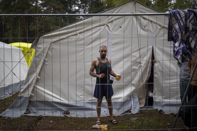 Kodėl savanoriškai išvykstančiam migrantui bus mokama 300 eurų?