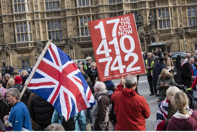 Nauji „Brexit“ iššūkiai: gresia teisinė kova dėl bendrosios rinkos