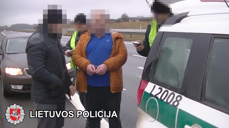 Anglijoje vištų gaudytojai iš Lietuvos tapo vergais
