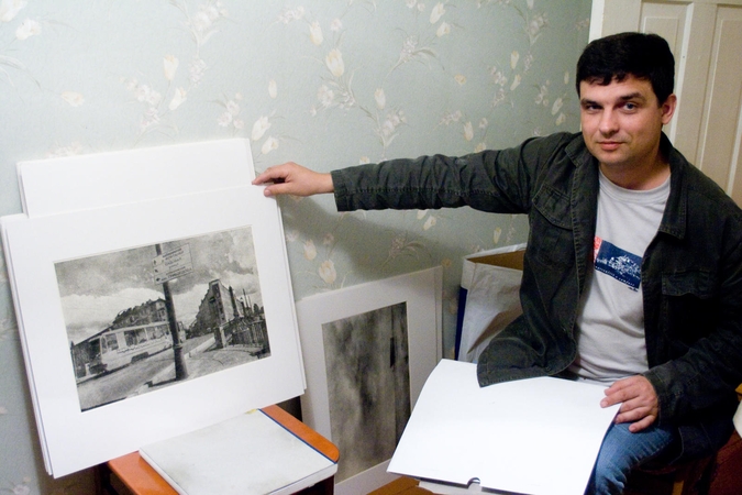 A.Jonauskas 2007 m. pristatė savo darbus fotomenininkų seminare Nidoje.