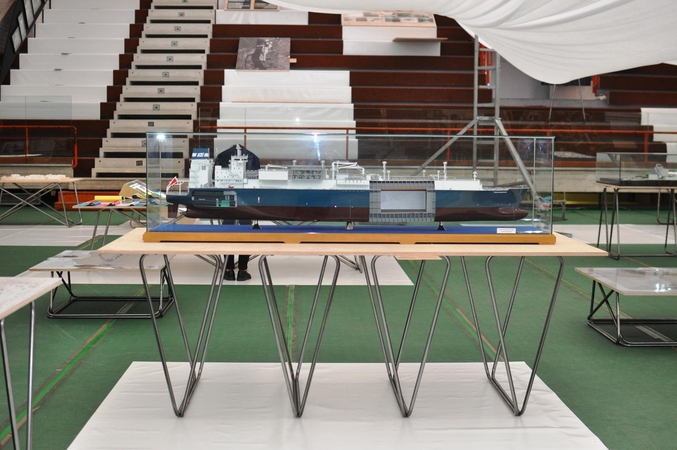 „Independence“ modelis Baltijos paviljone Venecijoje.