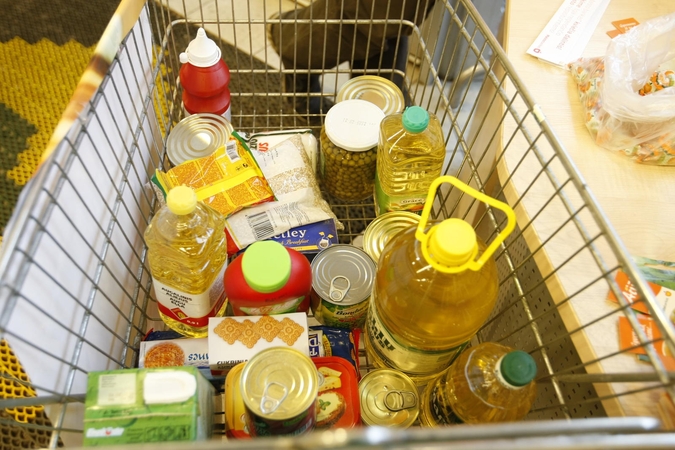 Būtiniausiems maisto produktams siūloma taikyti 5 proc. PVM