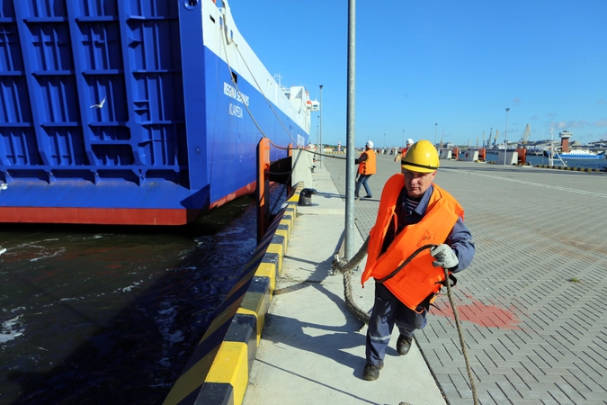 Permainos: lygiai po savaitės, kai kelte "Regina Seaways" dėl techninio incidento buvo sukeltos visos gelbėjimo tarnybos, laivas vėl išplaukė į naują reisą.