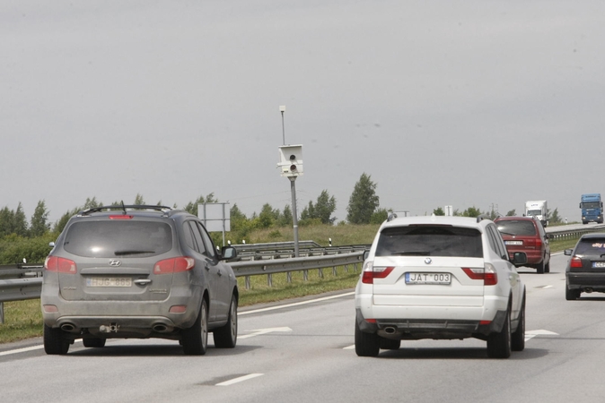 Greičio mėgėjams – naujos gaudyklės