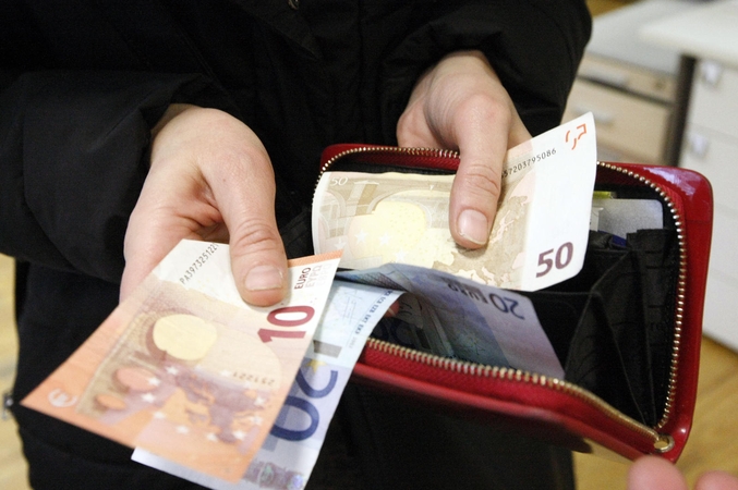 Klaipėdoje sukčius išviliojo didelę sumą pinigų
