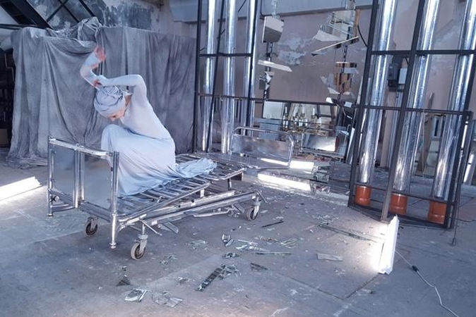 Šiuolaikinė „Žizel“: meilės ir niekšybės istoriją įkurdins fabrike