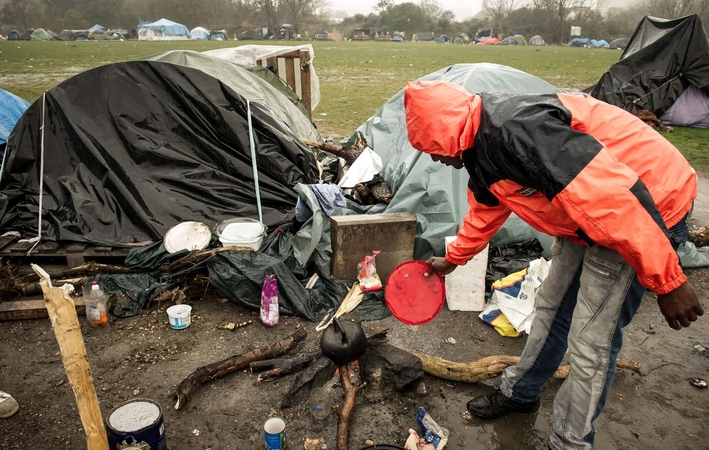 Prancūzijoje planuojama perkelti 1000 migrantų iš "Džiunglių" stovyklos