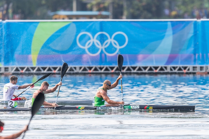 Baidarininkai R. Nekriošius ir A. Olijnikas finale užėmė penktą vietą