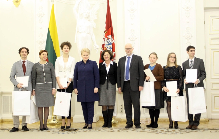 Prezidentė pasveikino gabiausius šalies moksleivius