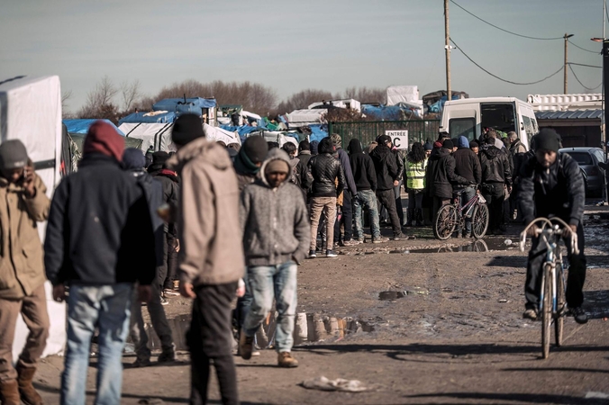 Bandoma iškeldinti Kalė uoste įsikūrusius migrantus