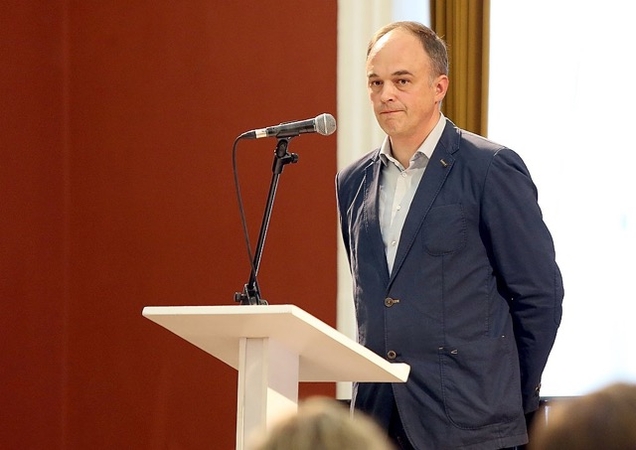 G. Česonis