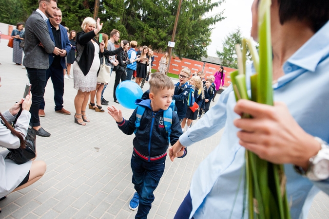 Mokslo metų pradžia – šventė ne visiems
