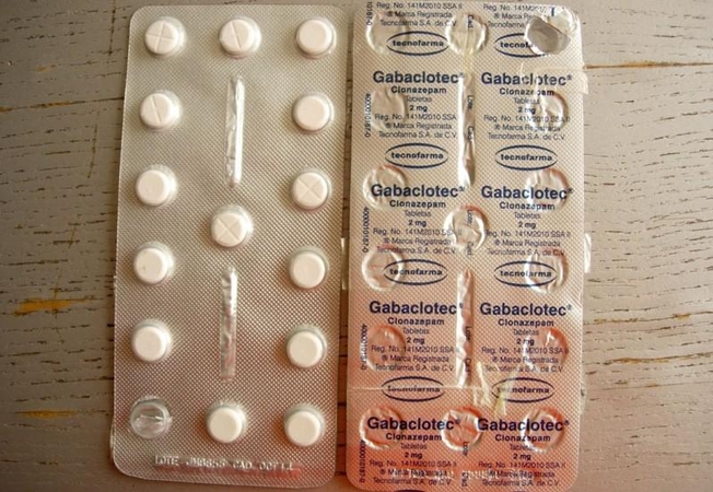 Lietuvoje nelegaliai gyvenęs meksikietis bandė parsisiųsti psichotropinių vaistų