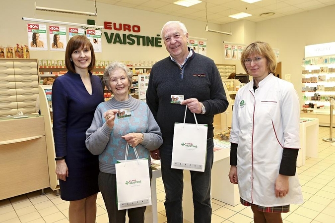 Kortelę „Medus“ keičia dvi „Eurovaistinės“ lojalumo kortelės