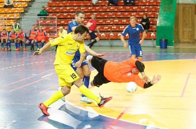 Salės futbolas : "Inkaras" - "Vytis"