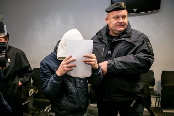 Dukrelės nužudymu kaltintas kaunietis suimtas teismo salėje
