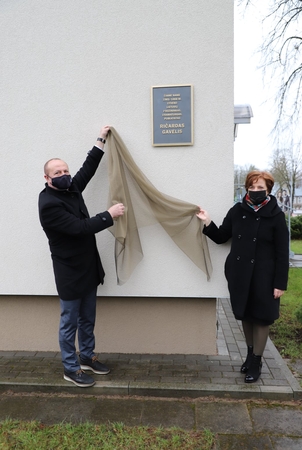 Druskininkuose atidengta atminimo lenta rašytojui R. Gaveliui