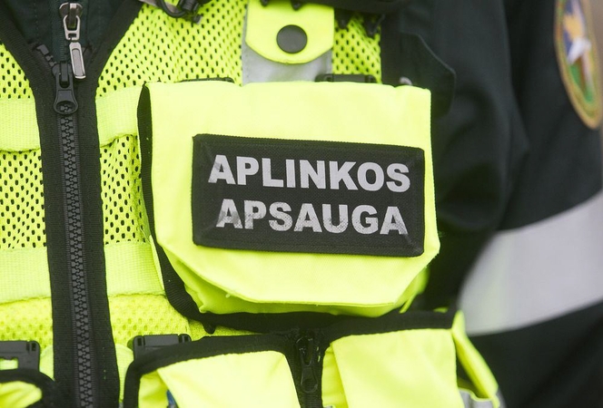 Brakonieriui sužalojus aplinkosaugininką, L. Jonauskas situaciją svarsto aiškintis Seime