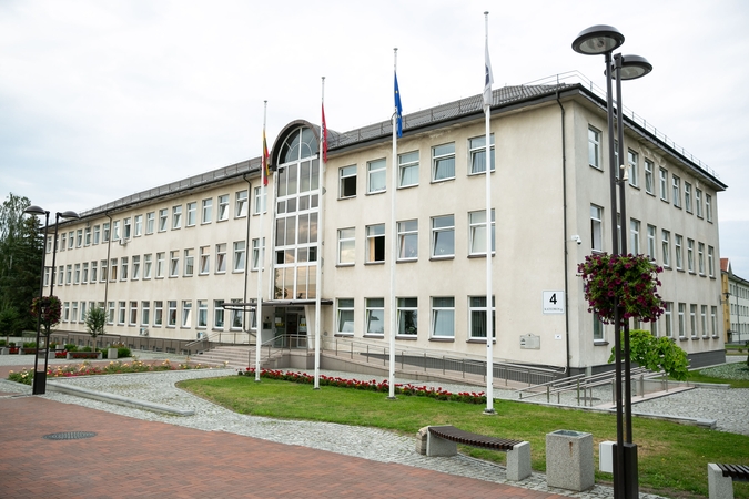 Kaišiadorių savivaldybė dirba po nelegaliu stogu