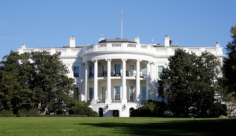 B. Obama pasveikino D. Trumpą ir pakvietė jį į Baltuosius rūmus