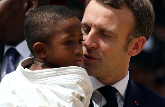 E. Macronas: kolonializmas buvo rimta klaida