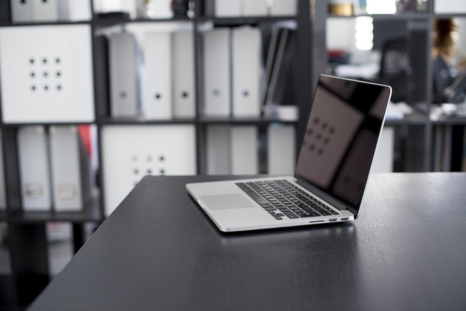 Genocido centras iš interneto svetainės išima KGB žurnalą