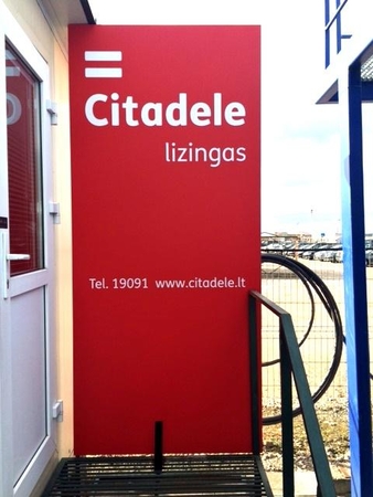 „Citadele“ bankas pradėjo teikti paslaugas Gariūnų automobilių turguje
