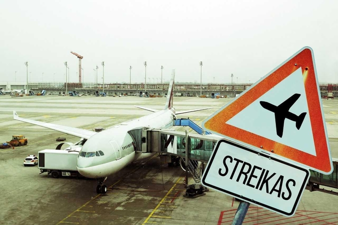 Streikas Lutono oro uoste atšauktas, bet rizika skrydžiams išlieka