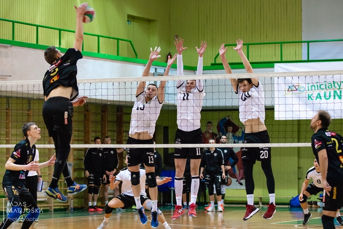 Neįtikėtino atkaklumo Lietuvos tinklinio mūšyje – kauniečių triumfas