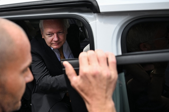 Julianas Assange'as