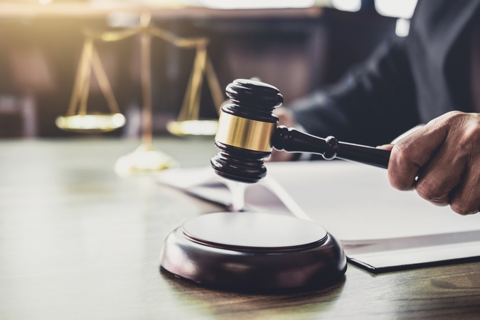 Apie incidentą Būtingėje ministrui pranešęs aplinkosaugininkas skundžia nušalinimą teismui