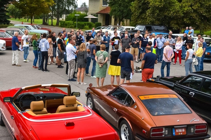 Istorinių automobilių ralyje – istorijos pamokos