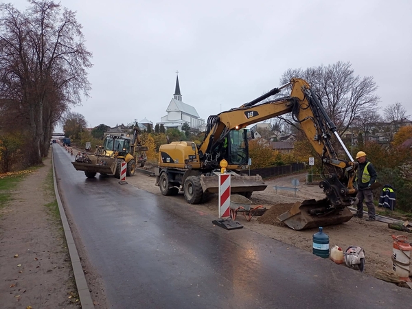 Gargždiškiai jau laukia naujo asfalto per tiltą