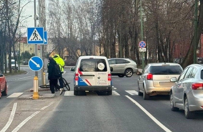 Smūgis: Sausio 15-osios gatvėje ne pirmą kartą perėjoje nukenčia žmogus.