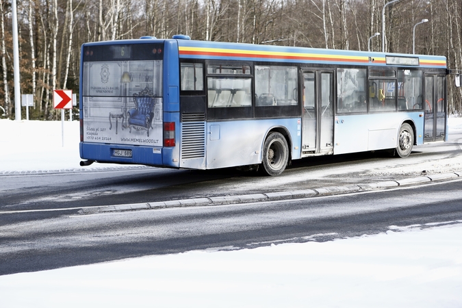 Nesaugu: dėl prastų ir pavojų keliančių oro sąlygų kelių autobusų maršrutai bus sutrumpinti.