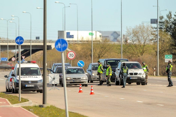 R. Požėla: ilgąjį savaitgalį 15 tūkst. vairuotojų nepasiekė kelionės tikslo