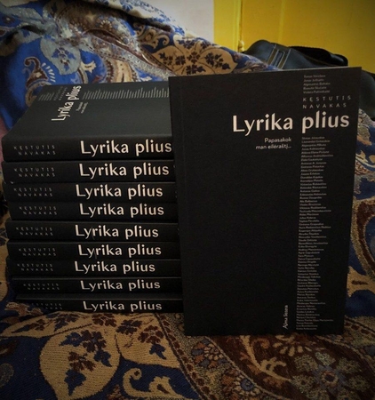 Poezijos knyga „Lyrika plius“: net metafora ir net žaidimas